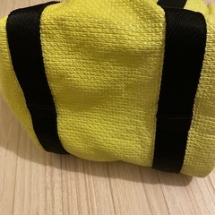 新品　ビタミンカラー手提げバッグの画像