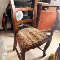 【受取予定有り】テーブル&チェア【値下げ交渉可】の画像