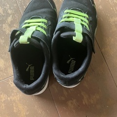 PUMA20.0スニーカーの画像