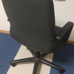 オカムラ ハイバックオフィスチェア 昇降式の画像