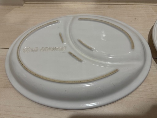 LE CREUSET 18cm鍋、ワンプレートディッシュ２枚セット。