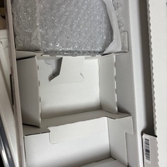 任天堂switch空箱【付属品付き】の画像