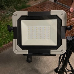 スタンド作業灯の画像