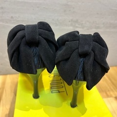 美品【POOL SIDE ブラックリボンパンプス 22cm】の画像