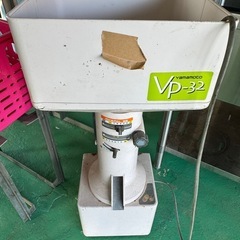 山本製作所のタテ形精米機「ライスパル VP-32」