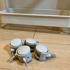 （決定）収納ワゴン　細型の画像