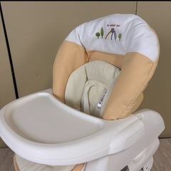 【洗濯済】コンビ　ハイローチェア　ネムリラの画像