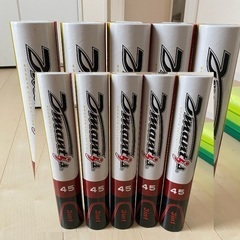 バドミントンシャトル高騰中。シャトル譲ります。
