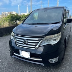 26年式　日産セレナ　ハイウェイスターHYBRID車　低燃費車