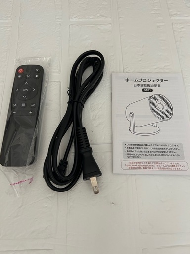 プロジェクター 家庭用　Android TV・電動フォーカス・270°回転　4K