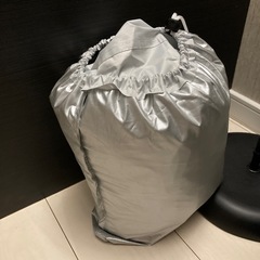  Tatatoo バイクカバー【新アップグレード版！留めベルトが3箇所あり、前後2つの穴付きの全天候型】厚手 全天候型 防水 紫外線防止 風飛び防止 盗難防止 立体裁断 二重縫製 破れにくい バックル前中後付き ロック穴前後付き 収納バッグ付き 汎用型 125cc/250cc 中型/大型バイク対応 XXLの画像