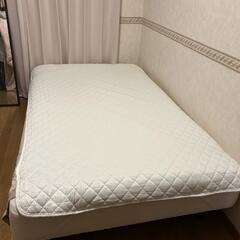 セミダブルベッド ニトリ脚付きマットレス 