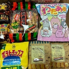 お菓子&カップ麺まとめてたくさん！！の画像