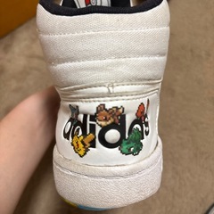スニーカー
の画像