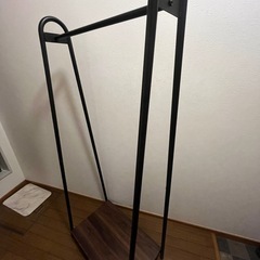 ハンガーラック　木製　インテリア