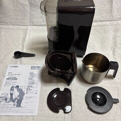 コーヒーメーカー(TIGER) 6杯用 ブラックADC-N060Kの画像