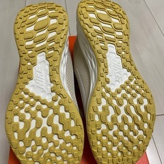 Nike靴　女の子靴　サイズ23.5cmの画像