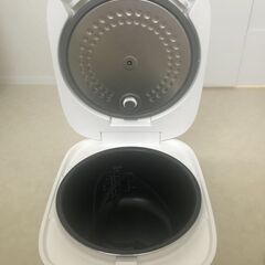 ニトリの炊飯器・YAMAZENのトースターの画像
