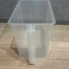 取手付き透明収納ケース　中古