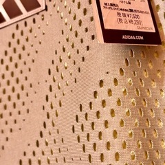 adidas新品の画像