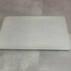 グレーのアイロン台（脚なし）中古