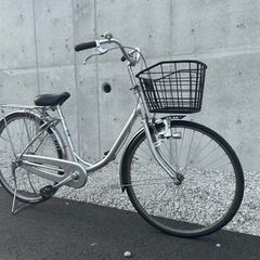 11. ブリヂストン  E60U1 B2B　エブリッジ EBRIDE 26インチ 自転車 シルバー色 学生さん ママチャリ お買い物 現状の画像