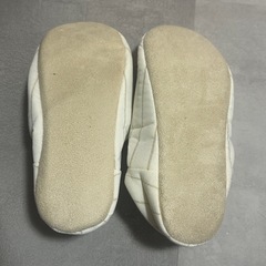 3coins白スリッパ　フリーサイズ　1回のみ使用の画像