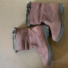女性用ブーツの画像