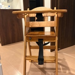 子ども用ハイチェアの画像