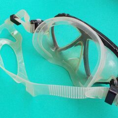 【無料】大人用素潜りゴーグルの画像