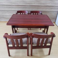 Dinning tableの画像