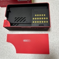 任天堂Switch マリオレッド有機ELモデルの画像