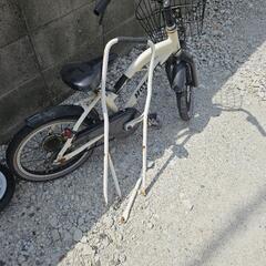 子供、練習用自転車