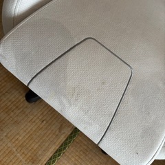 ゲーミングチェア ホワイトの画像