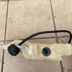 SA10J ビーノ　オイルタンクの画像