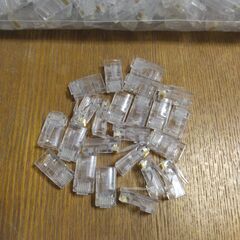 RJ45 LANコネクタ 約900個　非貫通型　訳あり品　ジャンクの画像