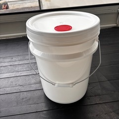 新品 前田製作所　20L プラスチックペール缶の画像