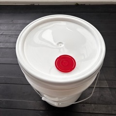 新品 前田製作所　20L プラスチックペール缶の画像