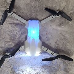 カメラ付きリモコン飛行機の画像