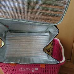 大きな保冷バッグの画像
