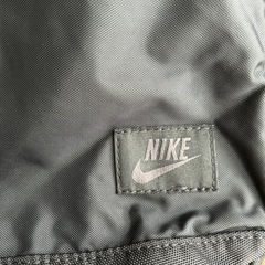 お値下げしましたジッパー欠損NIKEリュックの画像