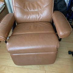 革製リクライニングソファ　の画像