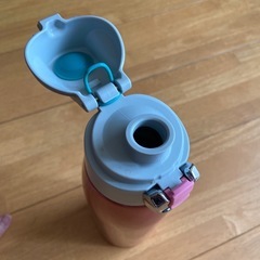 THERMOSサーモス真空ステンレスボトル水筒ピンクの画像