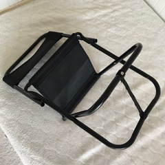 小型折りたたみ椅子の画像