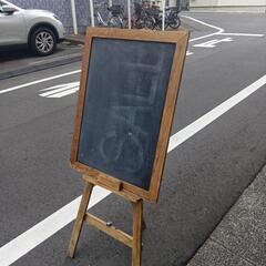 イーゼル　中古　無料　店舗用品の画像
