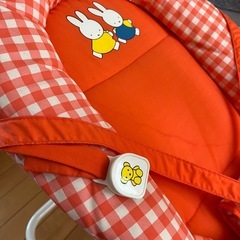 ミッフィーのバウンサー❀ロッキングシート❀オレンジ❀ゆらゆらおもちゃ付きの画像