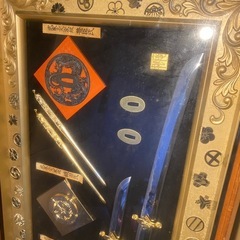 骨董品レプリカ芸術品戦国歴史額縁　アート織田家徳川家豊臣家竜透し家紋おもちゃ飾り武者鎧模型セットの画像