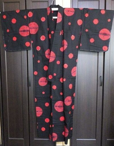 有松鳴海絞り★黒地赤水玉柄浴衣