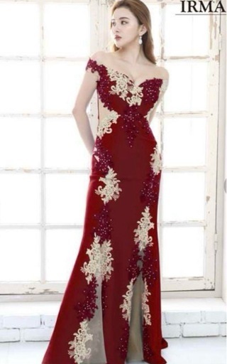 ロングドレス　赤