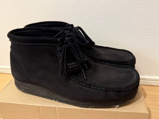 Clarks ブラックスエードブーツ